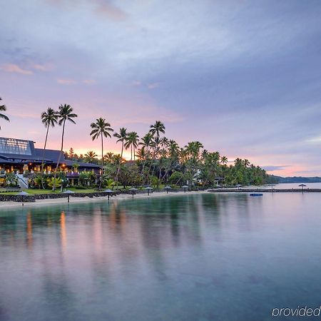 The Warwick Fiji Korolevu (Viti Levu) Exterior foto Sunset at the Sheraton Resort