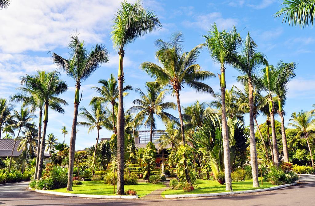 The Warwick Fiji Korolevu (Viti Levu) Exterior foto The University of the South Pacific, the largest university in the South Pacific