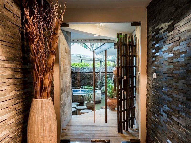 The Warwick Fiji Korolevu (Viti Levu) Exterior foto Entrance to the spa